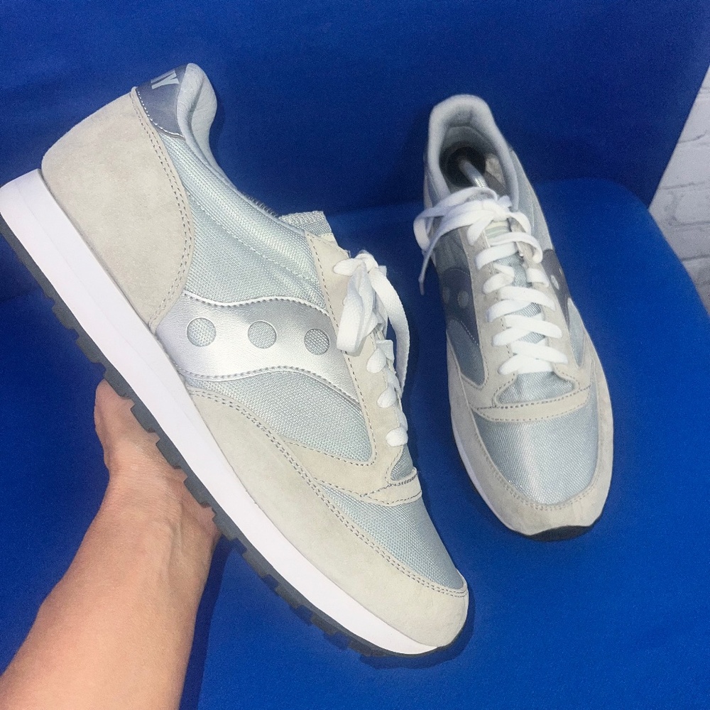•NWOT |•SAUCONY•| Brand New Gery Unisex Sneakers
